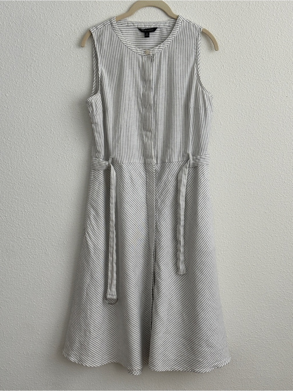 Banana Republic Cotton Sleeveless Striped Midi Dress W&B  Size 12P Fits 4P